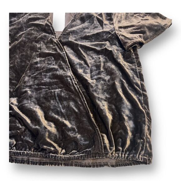 Splendid Dark Gray Velvet Surplice Top Size Small - Picture 2 of 5